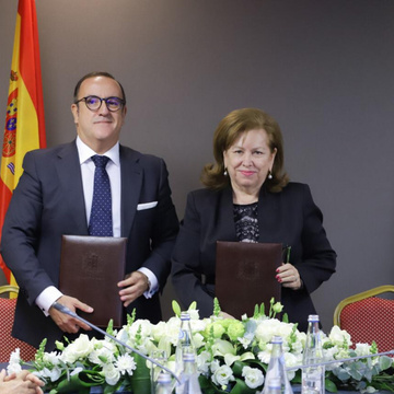 The signing of the Agreement on establishing twin-city relations between Rostov-on-don and Seville